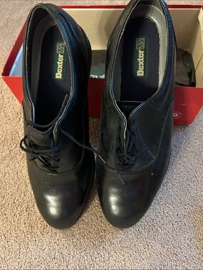 Dexter Black Leather Lace-Up Oxfords